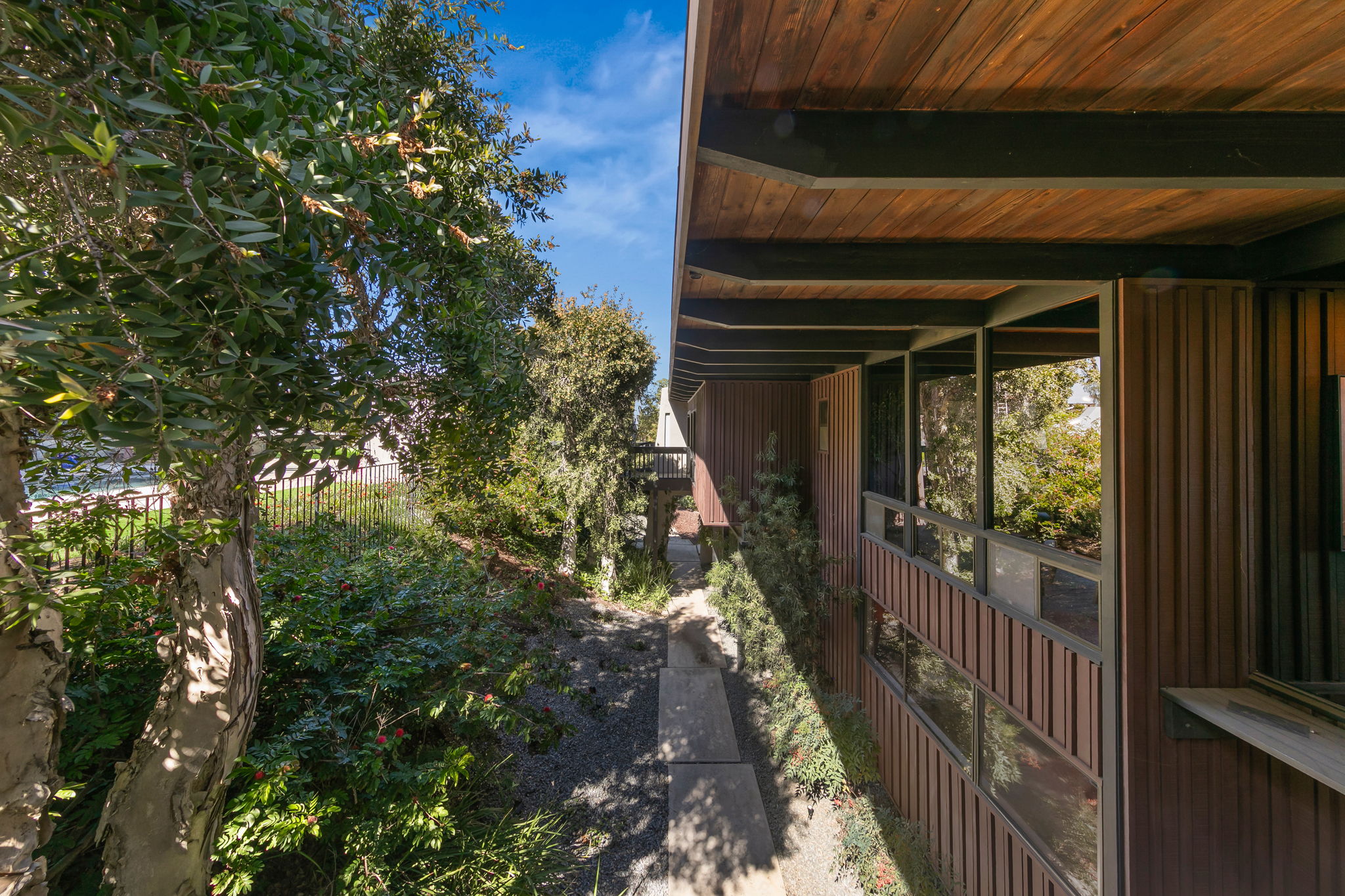 780 Singing Vista Dr-76