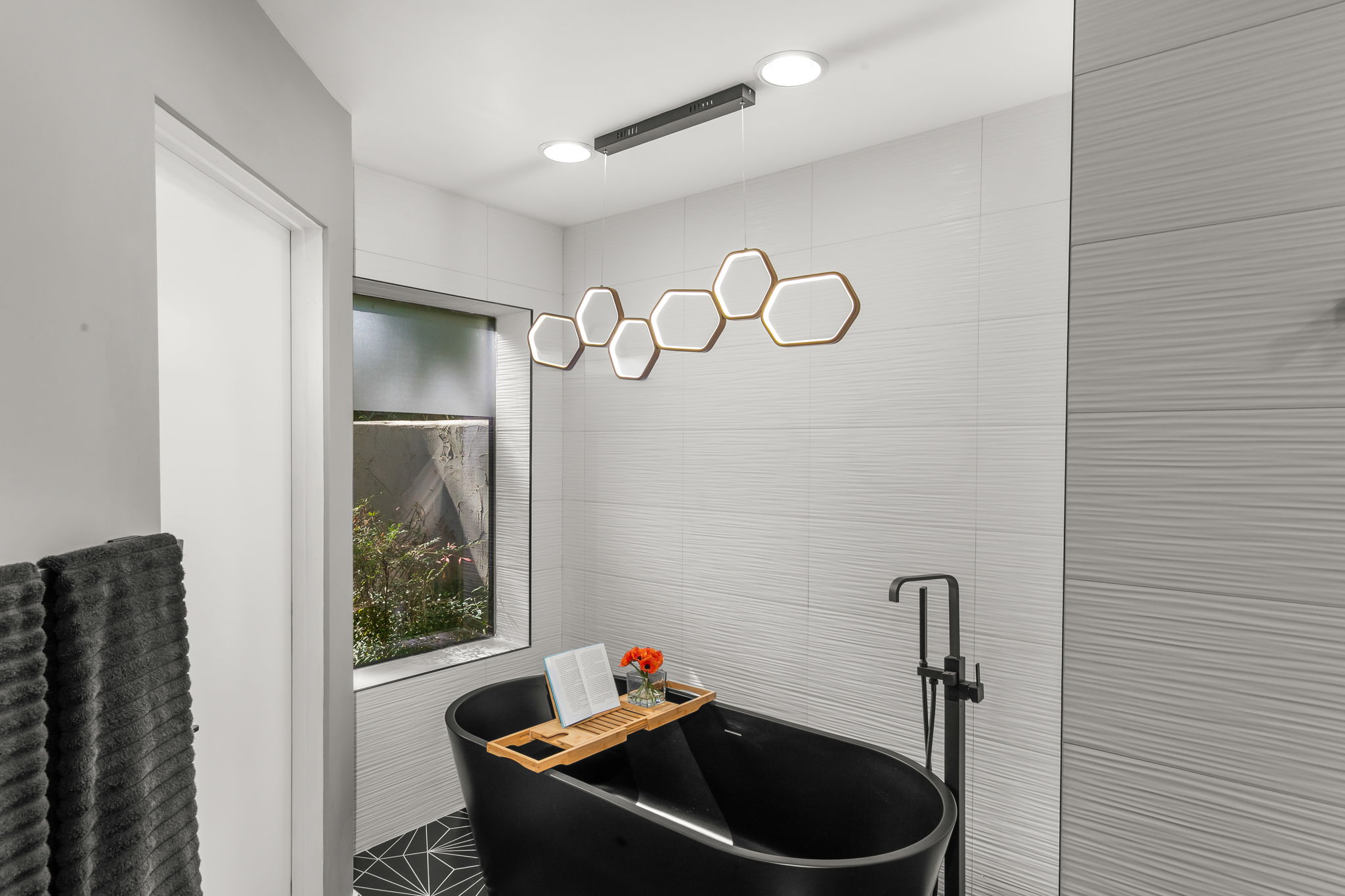 780 Singing Vista Dr-4