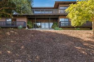 780 Singing Vista Dr-102