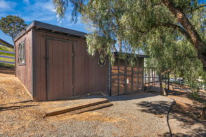 780 Singing Vista Dr-85