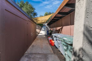 780 Singing Vista Dr-82