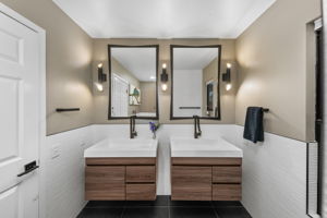 780 Singing Vista Dr-21