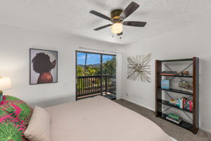 780 Singing Vista Dr-17