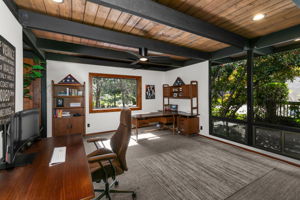 780 Singing Vista Dr-28