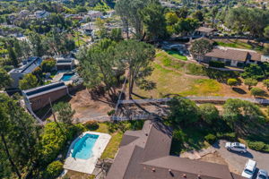 780 Singing Vista Dr-305