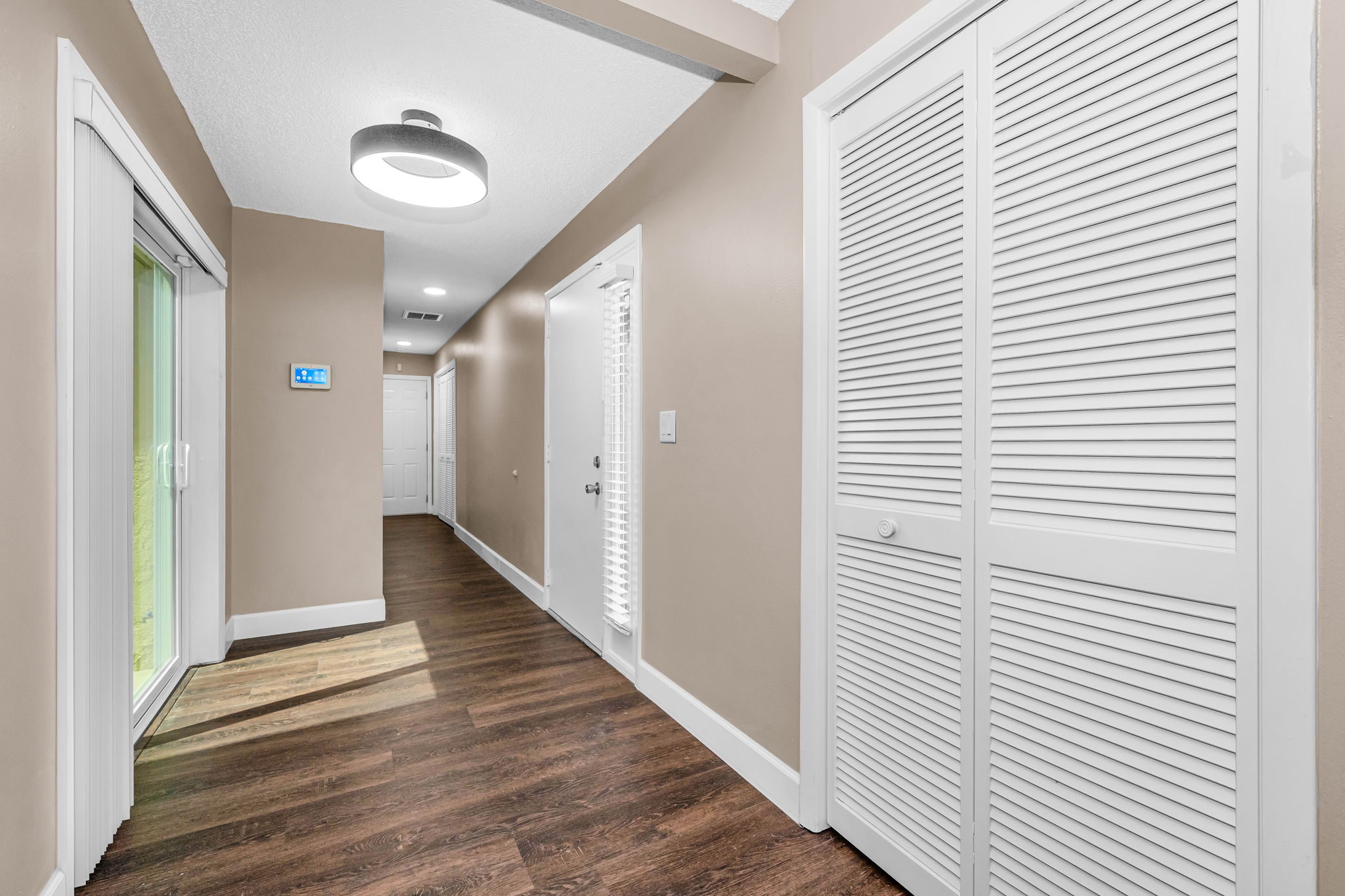 Foyer1a