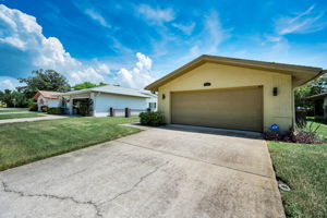 Front Exterior3