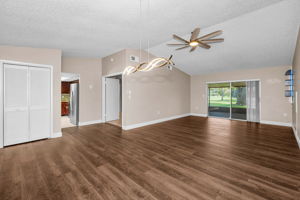 Dining Room3