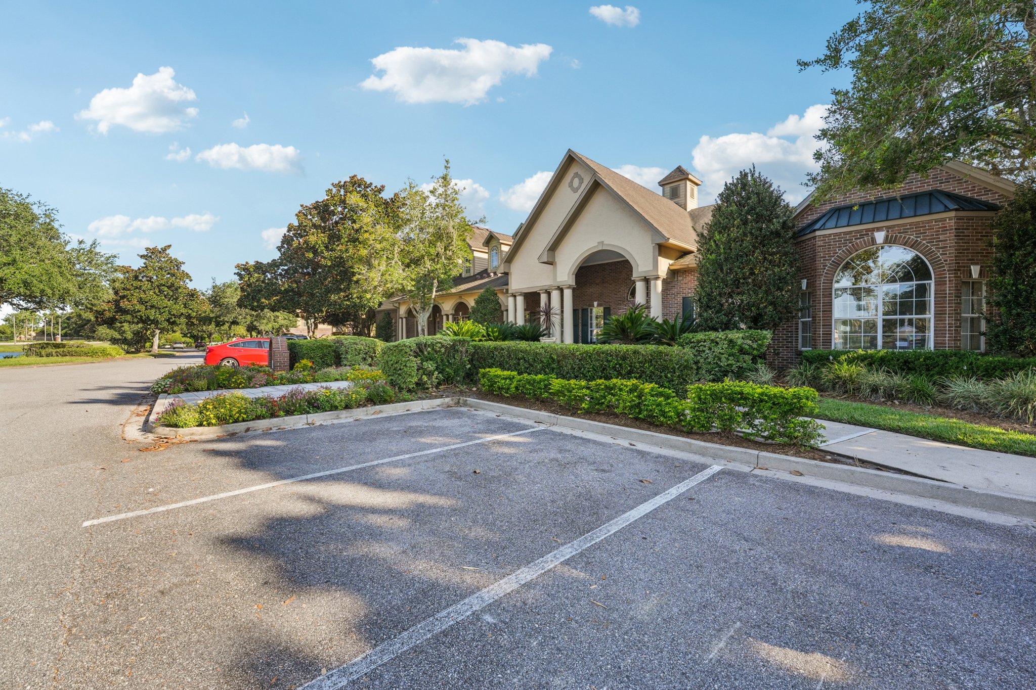 Point Meadows Dr 1434-2409-902.jpg