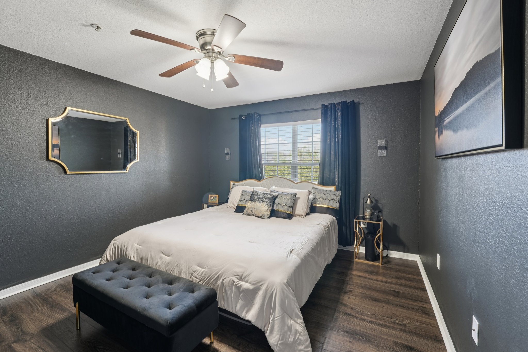 Point Meadows Dr 1434-S2409-022.jpg