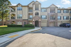 Point Meadows Dr 1434-S2409-002.jpg