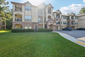 Point Meadows Dr 1434-S2409-003.jpg