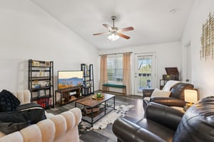 Point Meadows Dr 1434-S2409-007.jpg