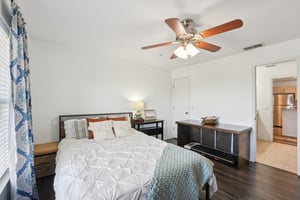 Point Meadows Dr 1434-S2409-021.jpg