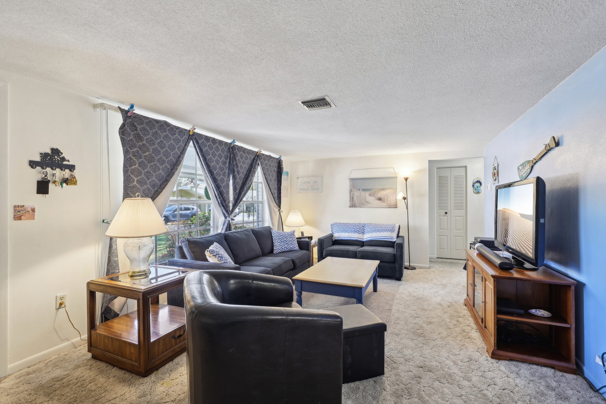 Cherrytree Ln-011.jpg