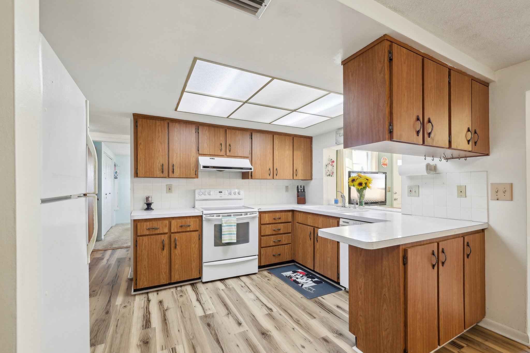 Cherrytree Ln-022.jpg