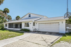 S Indian River Dr-S2205-002.jpg
