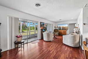 S Indian River Dr-S2205-008.jpg
