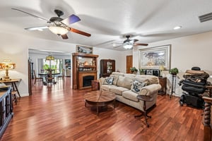 S Indian River Dr-S2205-011.jpg