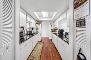 S Indian River Dr-S2205-020.jpg