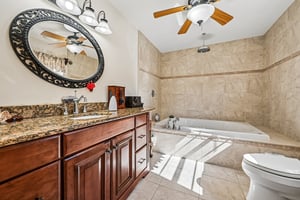 S Indian River Dr-S2205-027.jpg