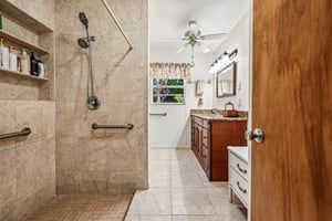 S Indian River Dr-S2205-028.jpg