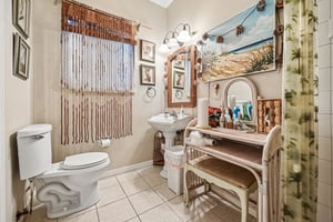 S Indian River Dr-S2205-038.jpg