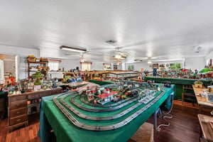 S Indian River Dr-S2205-043.jpg