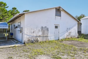 S Indian River Dr-S2205-057.jpg
