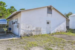 S Indian River Dr-S2205-057r.jpg