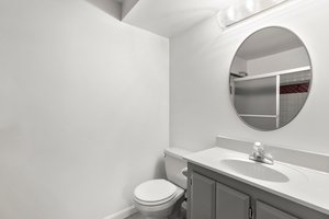 20. Lower bath.jpg
