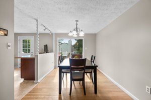 07. Dining room.jpg