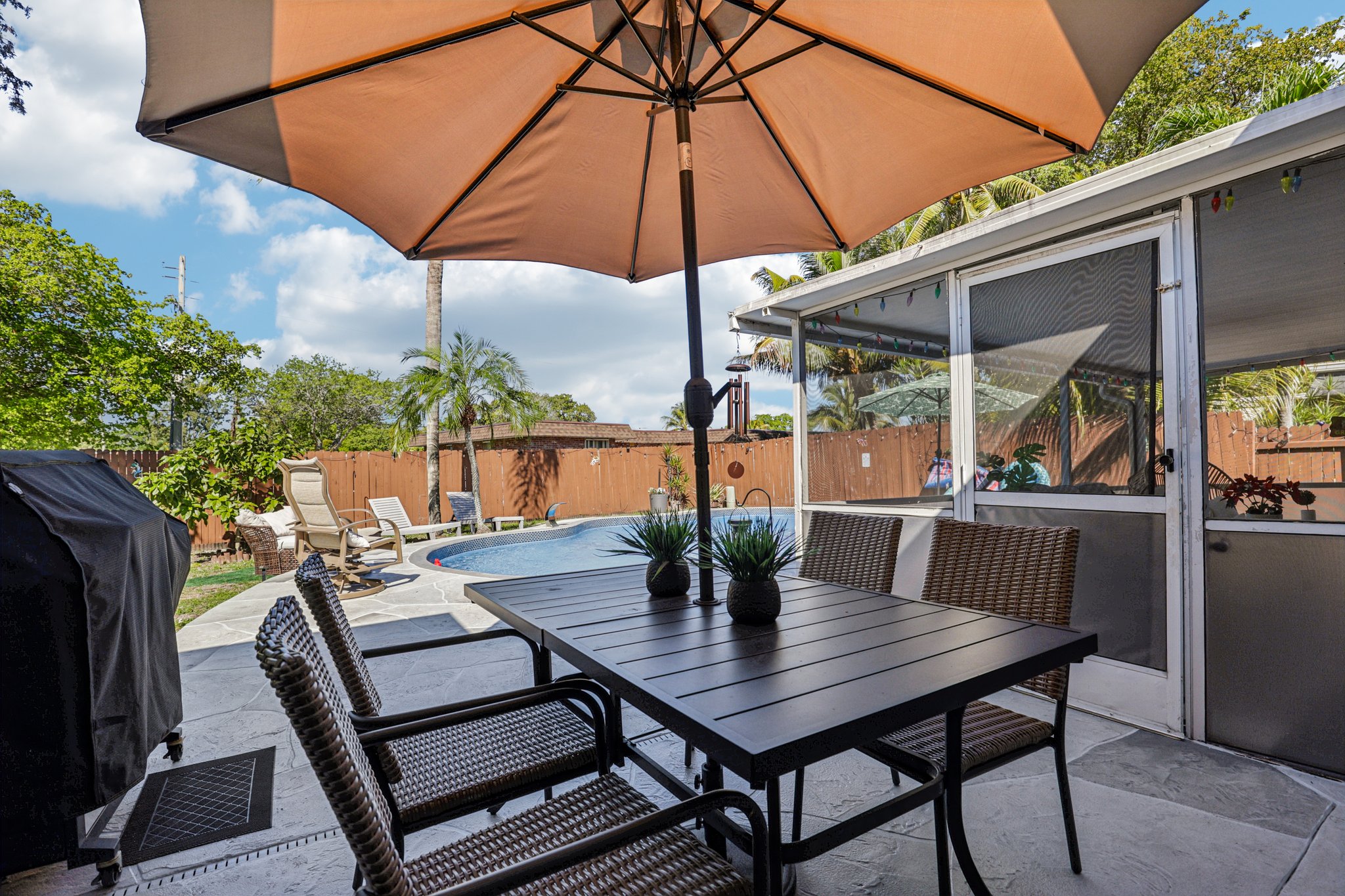 NW 69th Ter-S2403-031.jpg