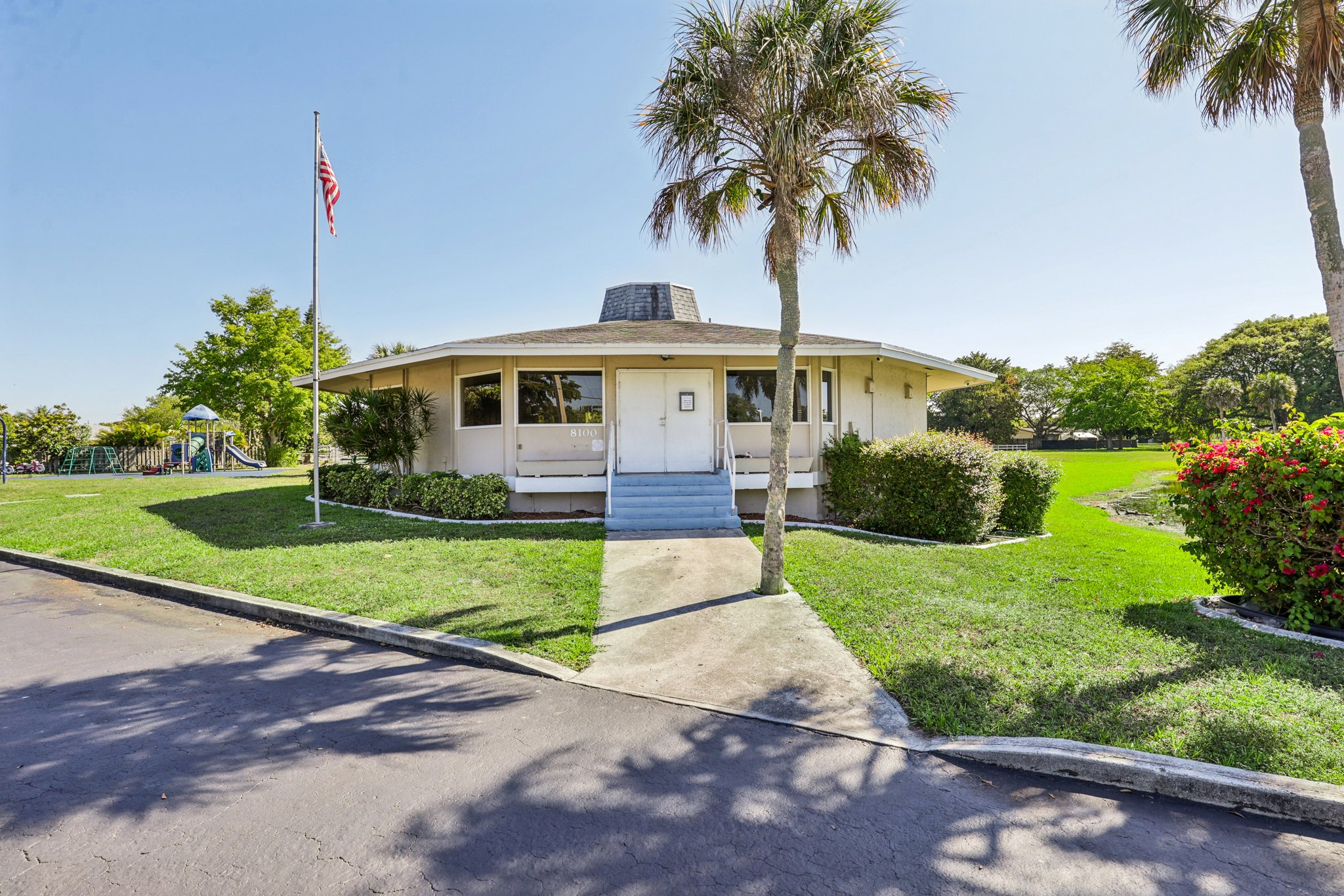 NW 69th Ter-2403-901.jpg