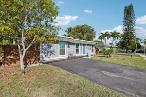 NW 69th Ter-S2403-002.jpg