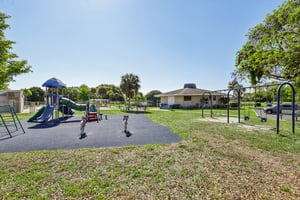 NW 69th Ter-2403-904.jpg