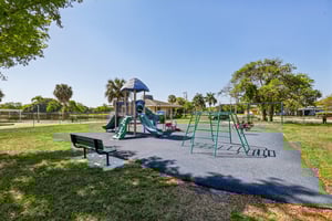 NW 69th Ter-2403-905.jpg