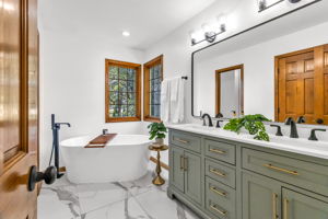 Interior-13