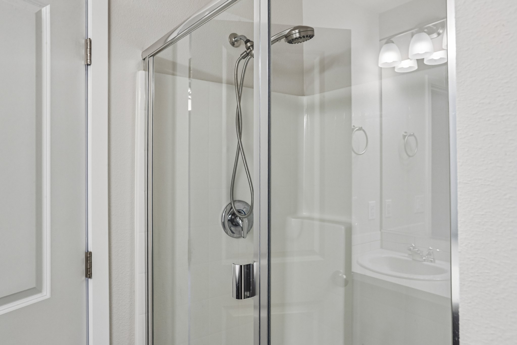 NW Spirea St-S2304-034.jpg