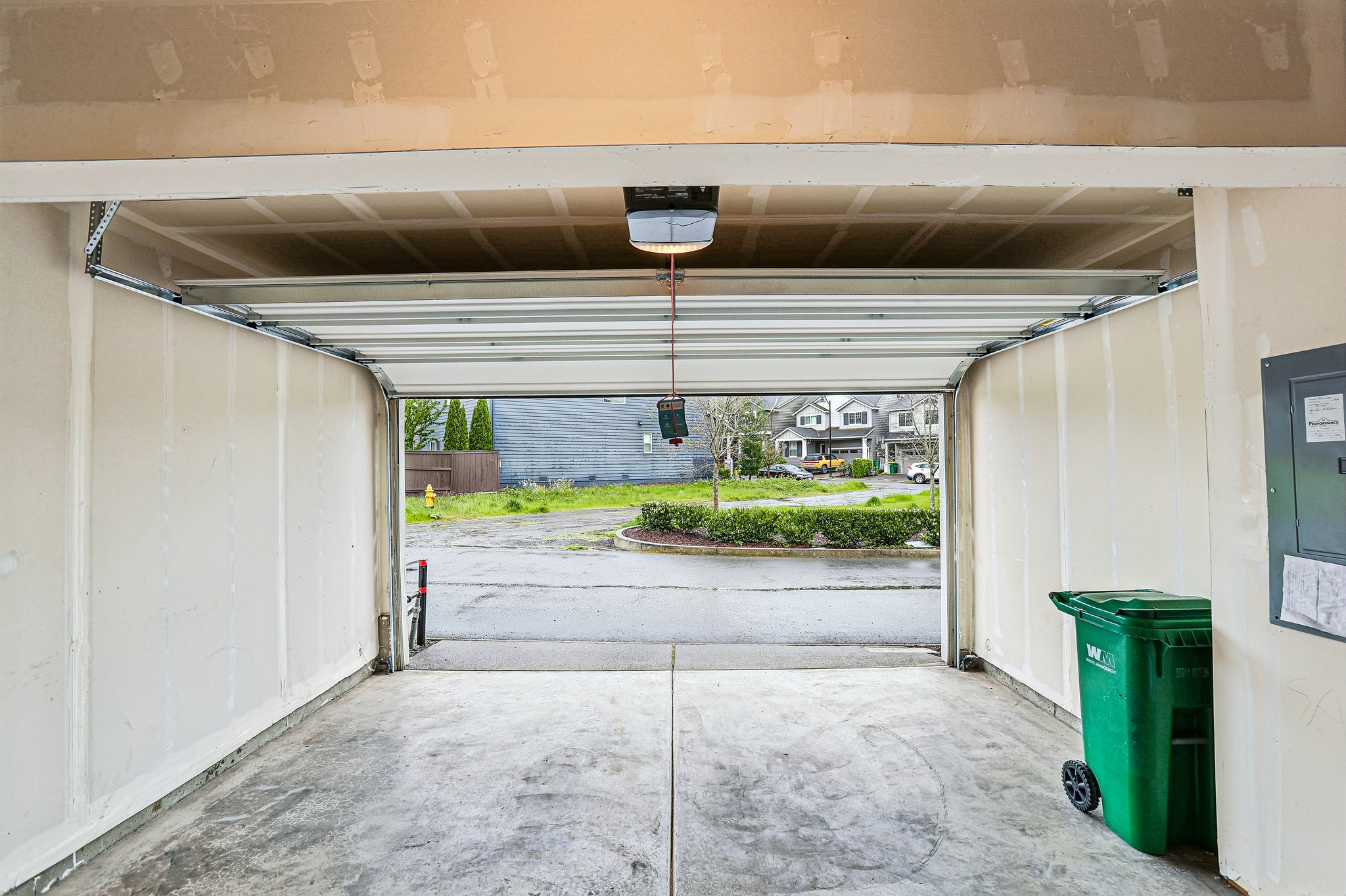 NW Spirea St-S2304-039.jpg