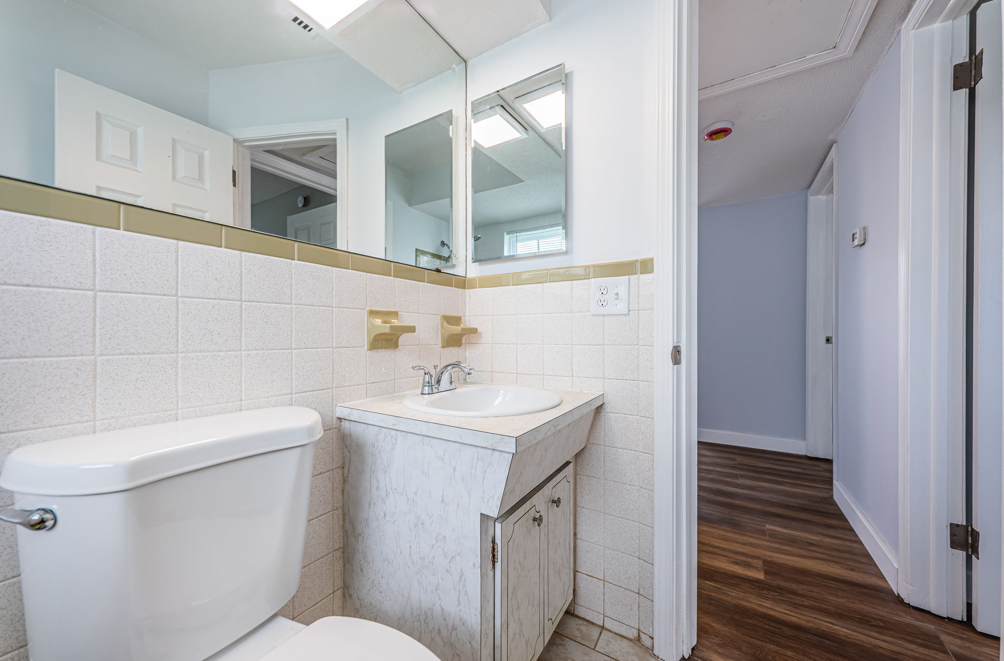 Bathroom 2c