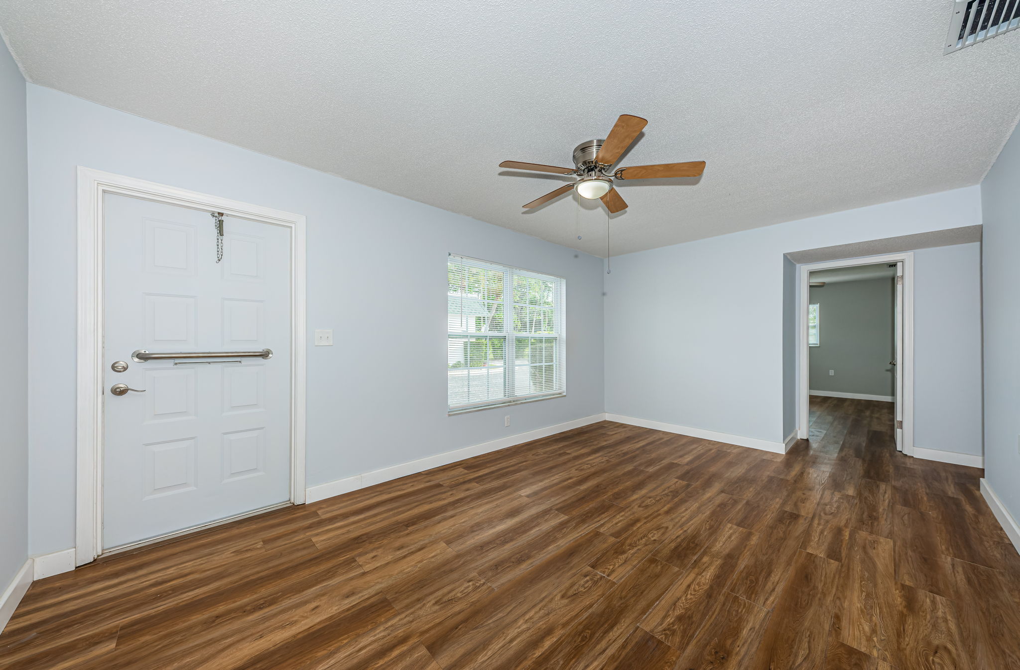 Living Room 3