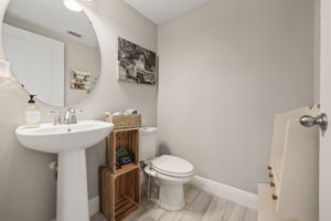  Photo 23