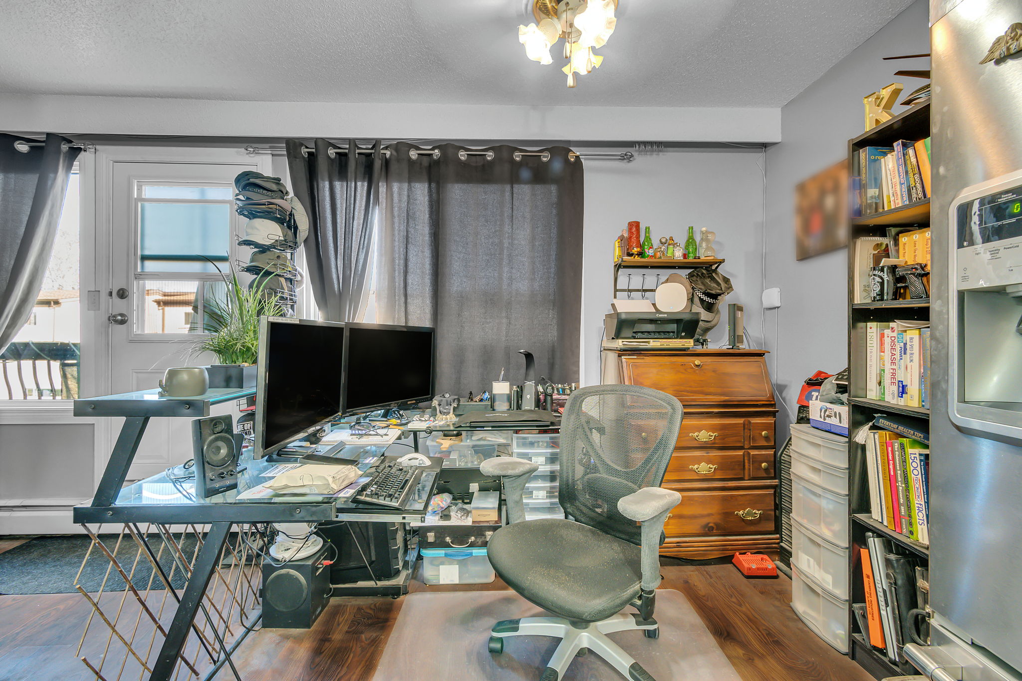  Photo 10