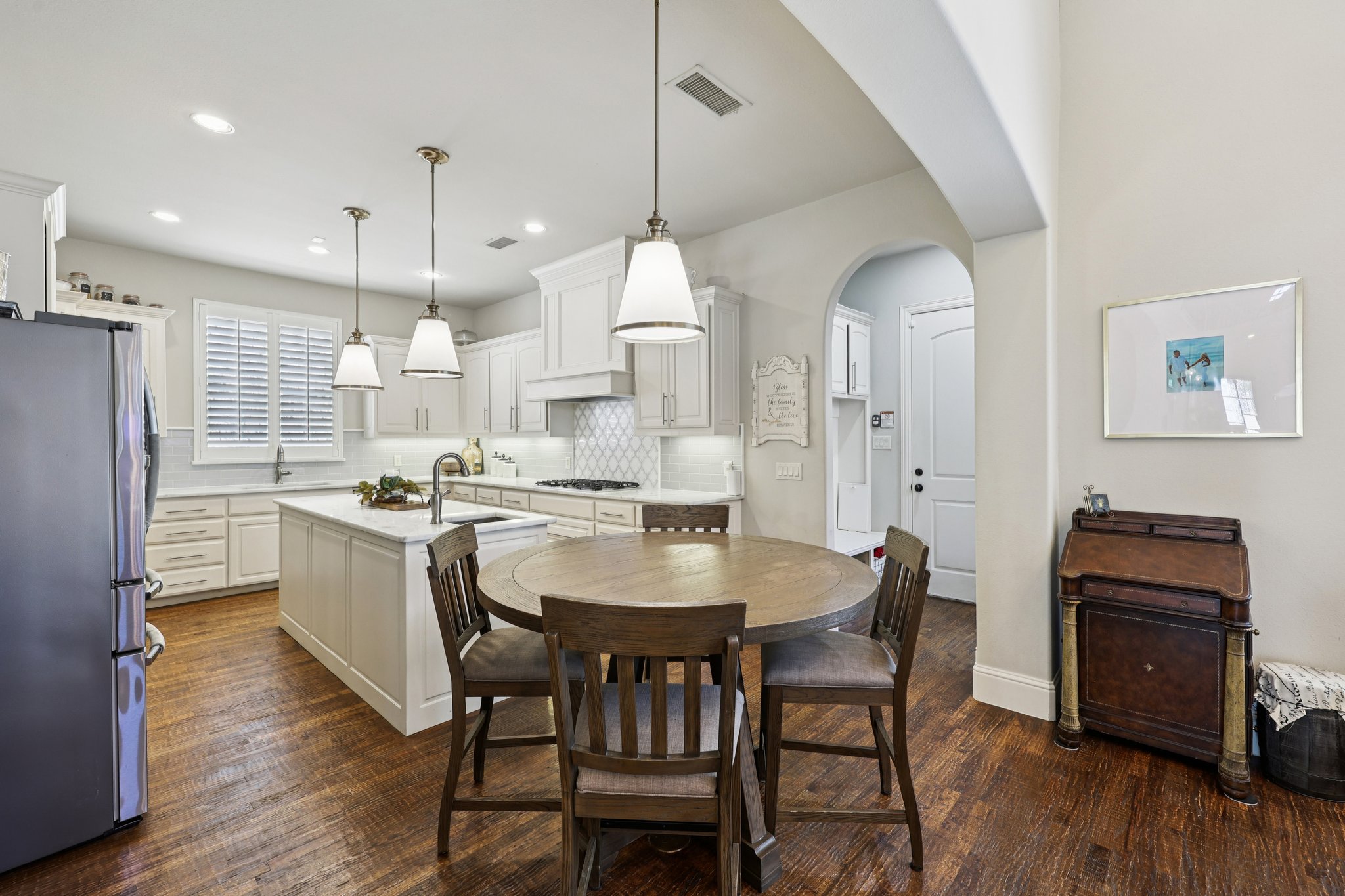 Comanche Way-S2809-010.jpg