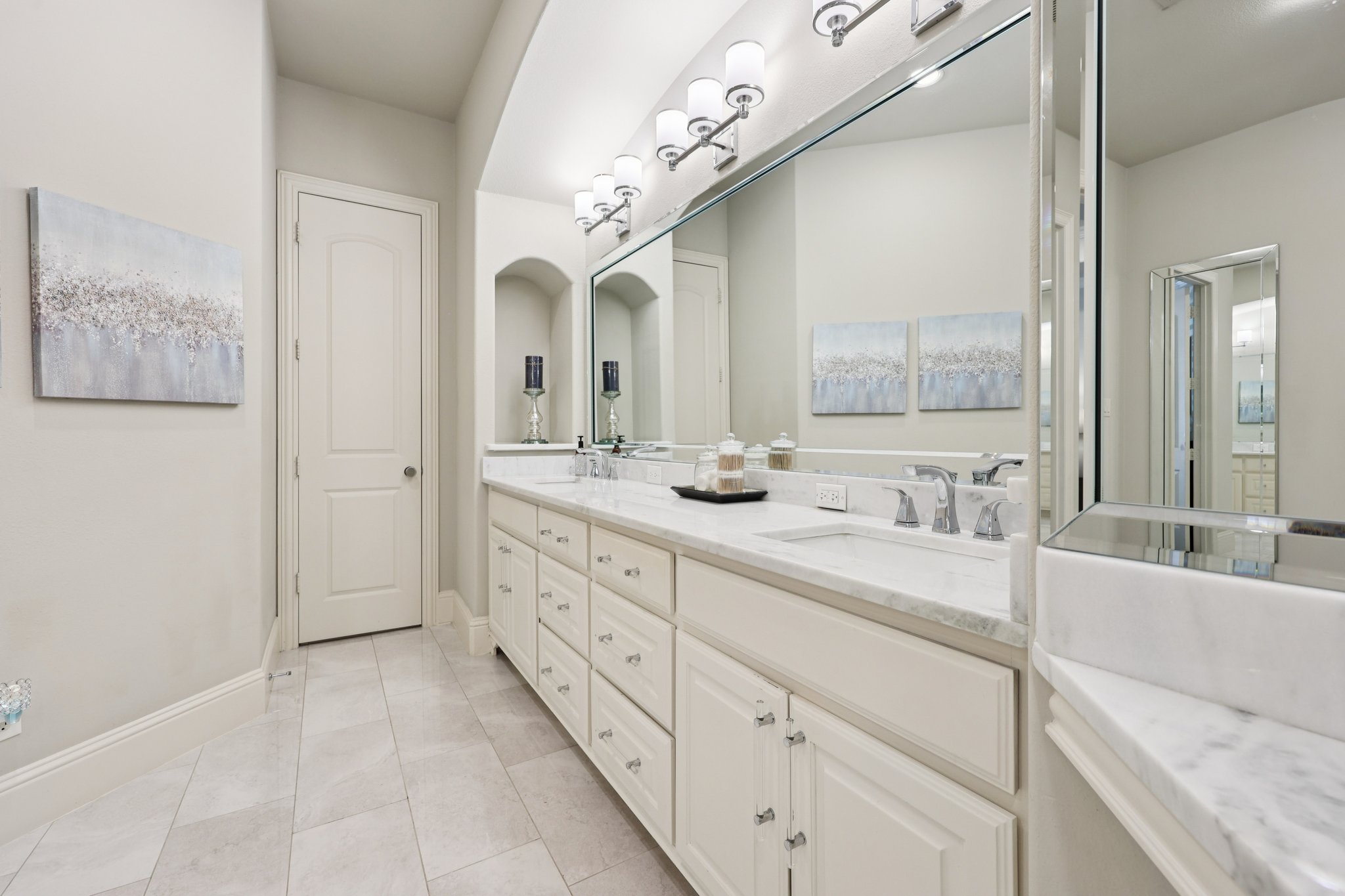 Comanche Way-S2809-026.jpg