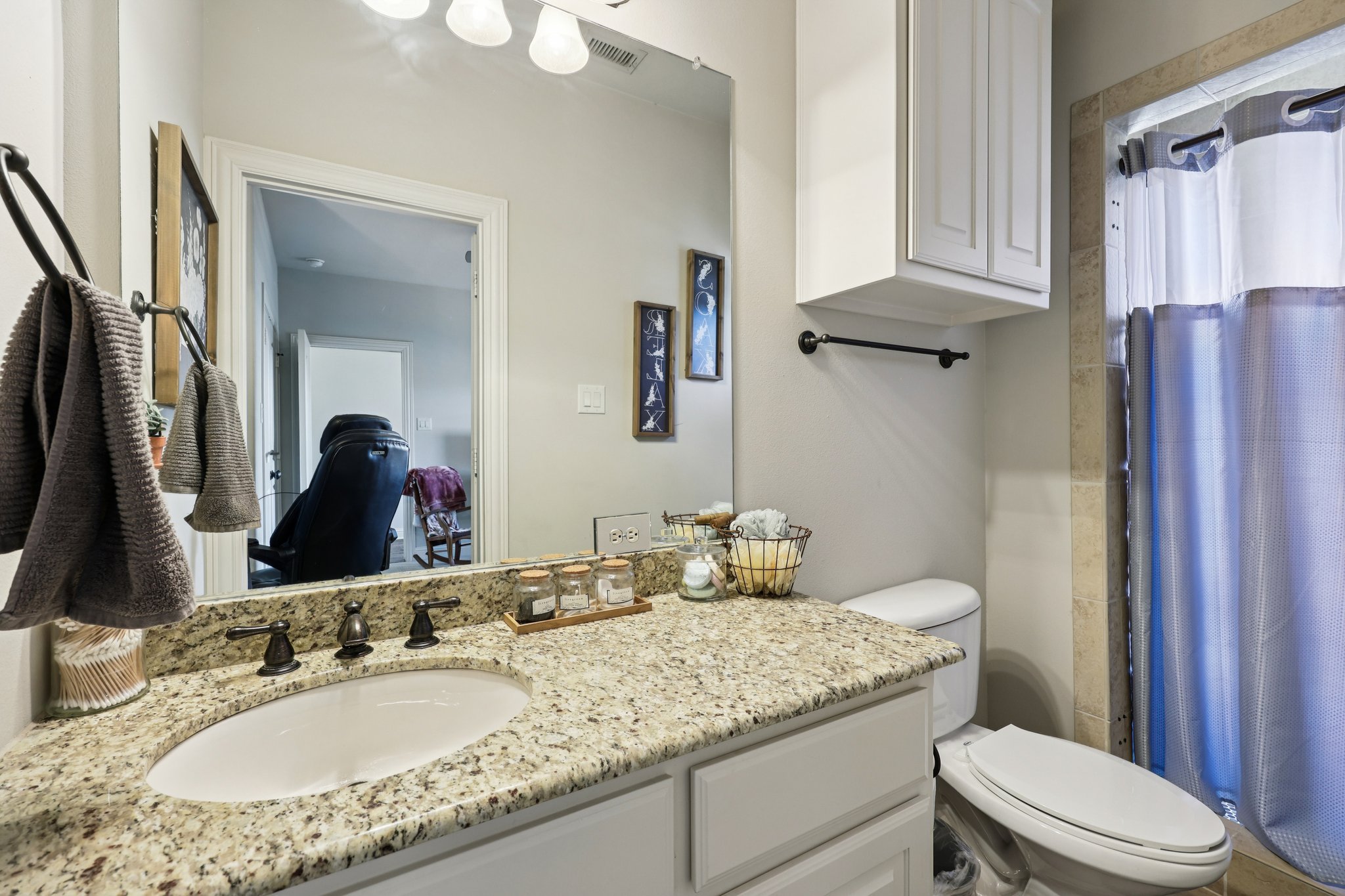 Comanche Way-S2809-041.jpg