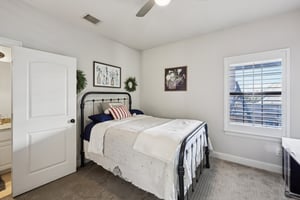 Comanche Way-S2809-039.jpg