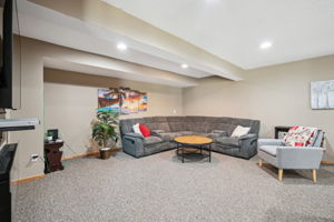 25_Interior