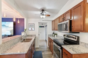 N Glen Ave-S0704-023.jpg